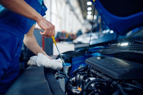 Mecánicos cerca de mí - Choose from 600+ repair, maintenance, and diagnostic services backed by our 12-month, 12,000-mile warranty. Book an appointment. Provide your home or office location. Schedule one of our top-rated mechanics to fix your car there. Get your car fixed. Continue with your day while our mechanic fixes your car onsite. 